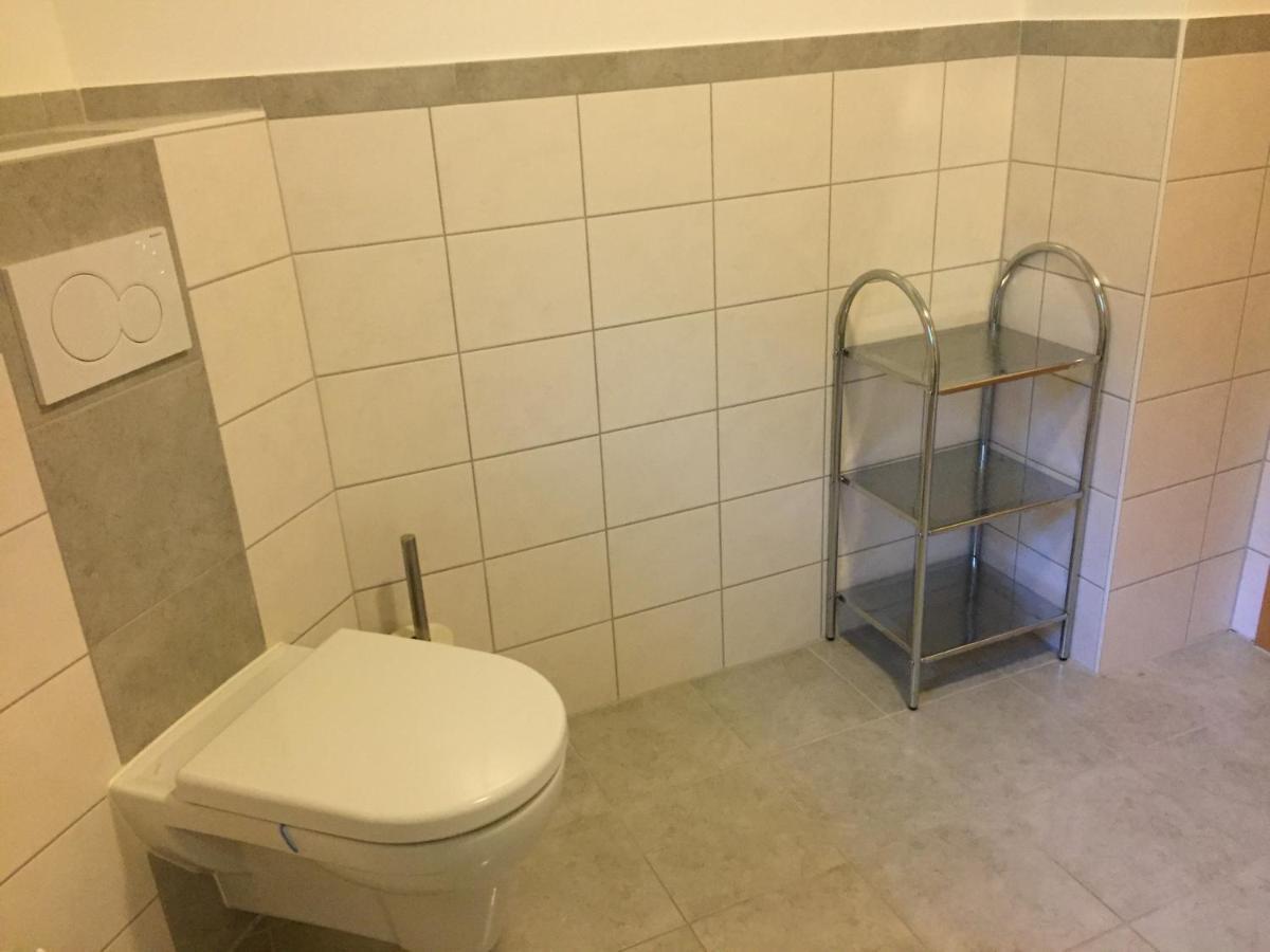 Ferienwohnungen Bianca Hasler - Stallbauer Pusterwald Exteriör bild