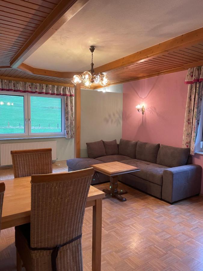 Ferienwohnungen Bianca Hasler - Stallbauer Pusterwald Exteriör bild